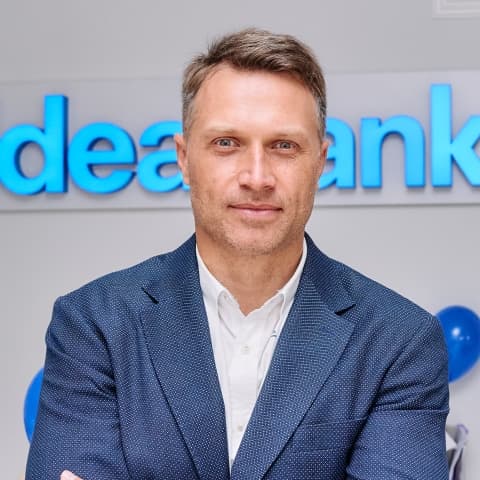 Константин Стародубцев 