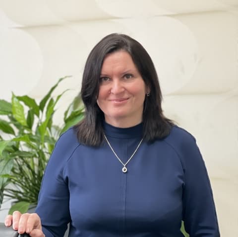 Олена Білоус