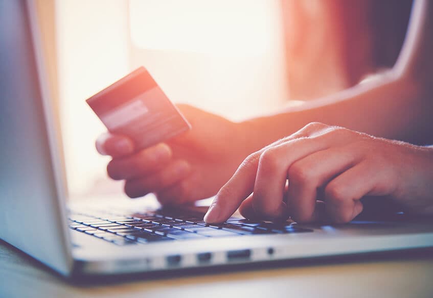 Вісім правил успішного користування кредиткою з фінансовою вигодою для себе Вісім правил успішного користування кредиткою з фінансовою вигодою для себе